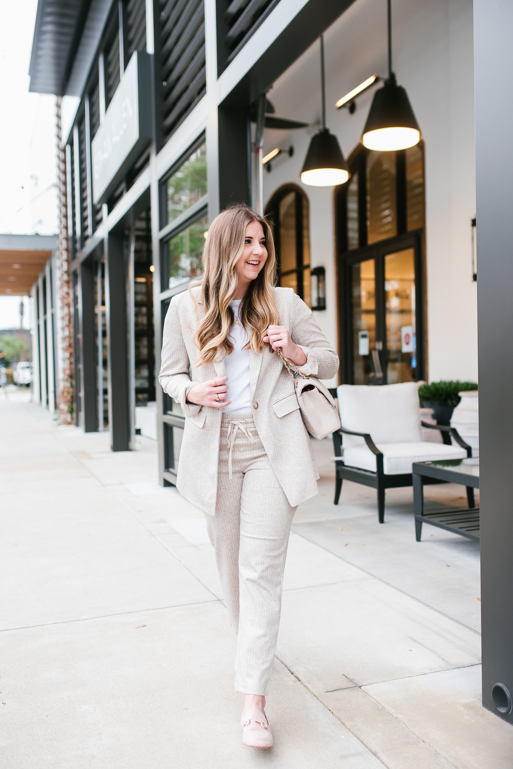 Spring Business Casual Outfit Inspiration - Thrifty Pineapple